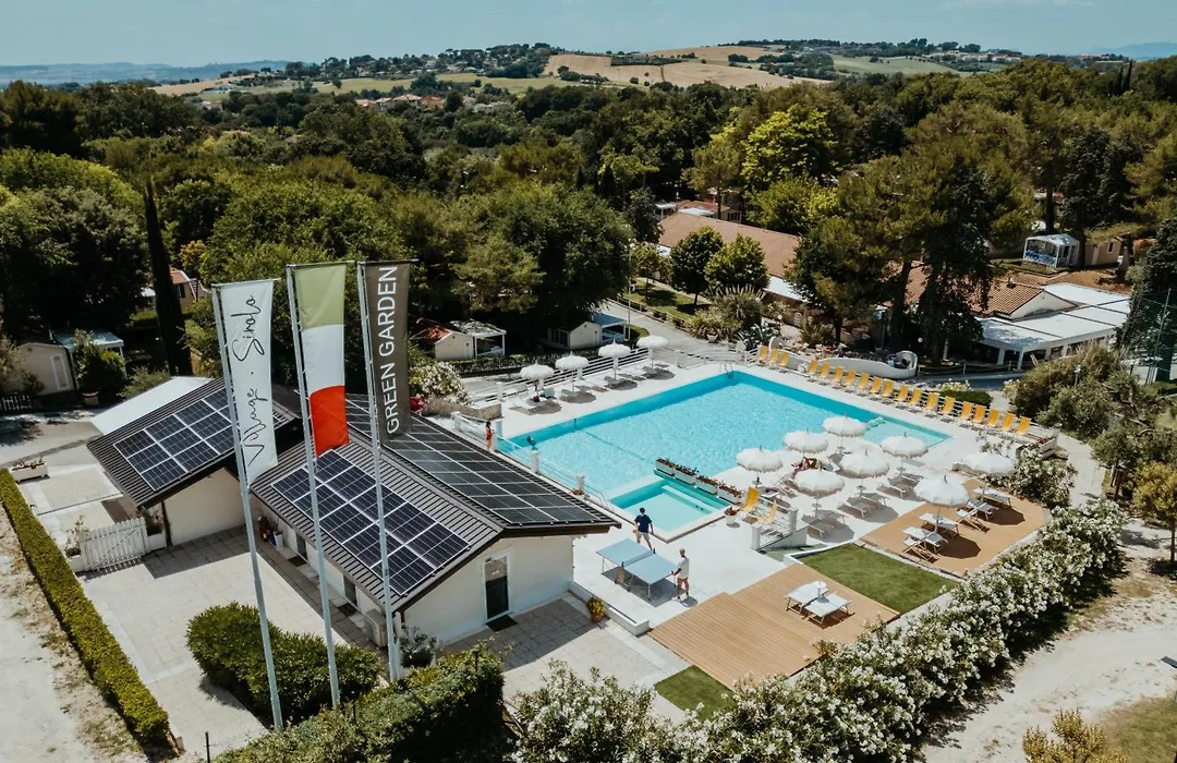 Green Garden Village con piscina, spiaggia riservata e parcheggio-1