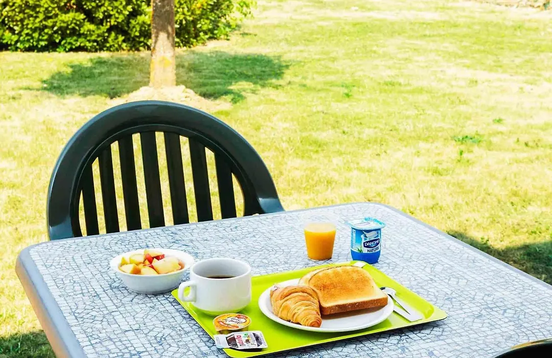 Ibis Budget Chartres-1