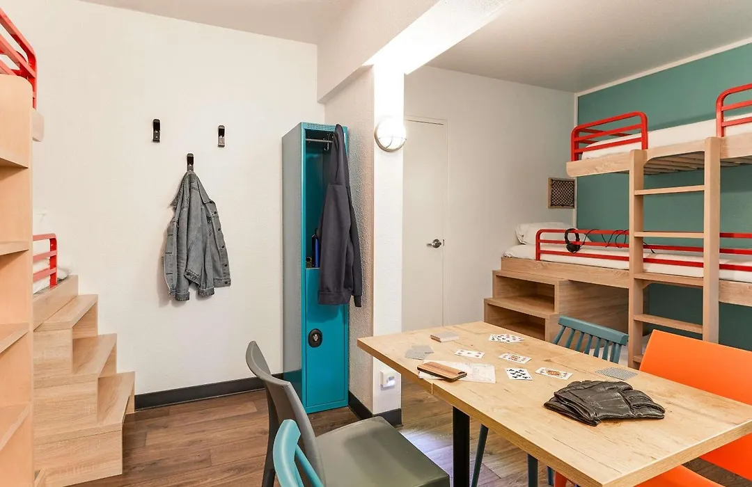 Hotelf1 Antibes Sophia Antipolis-1