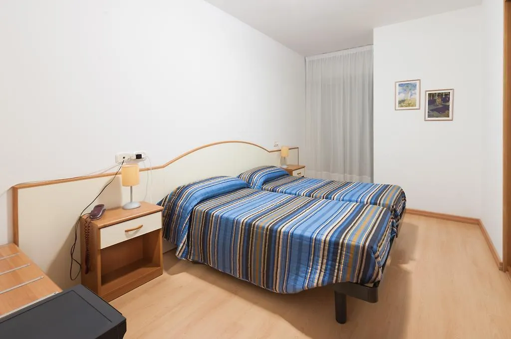 Hotel Garni Losanna-1
