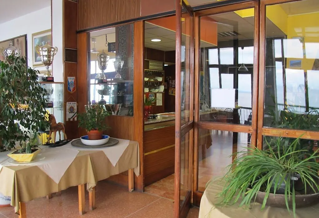Hotel Capo Noli-1