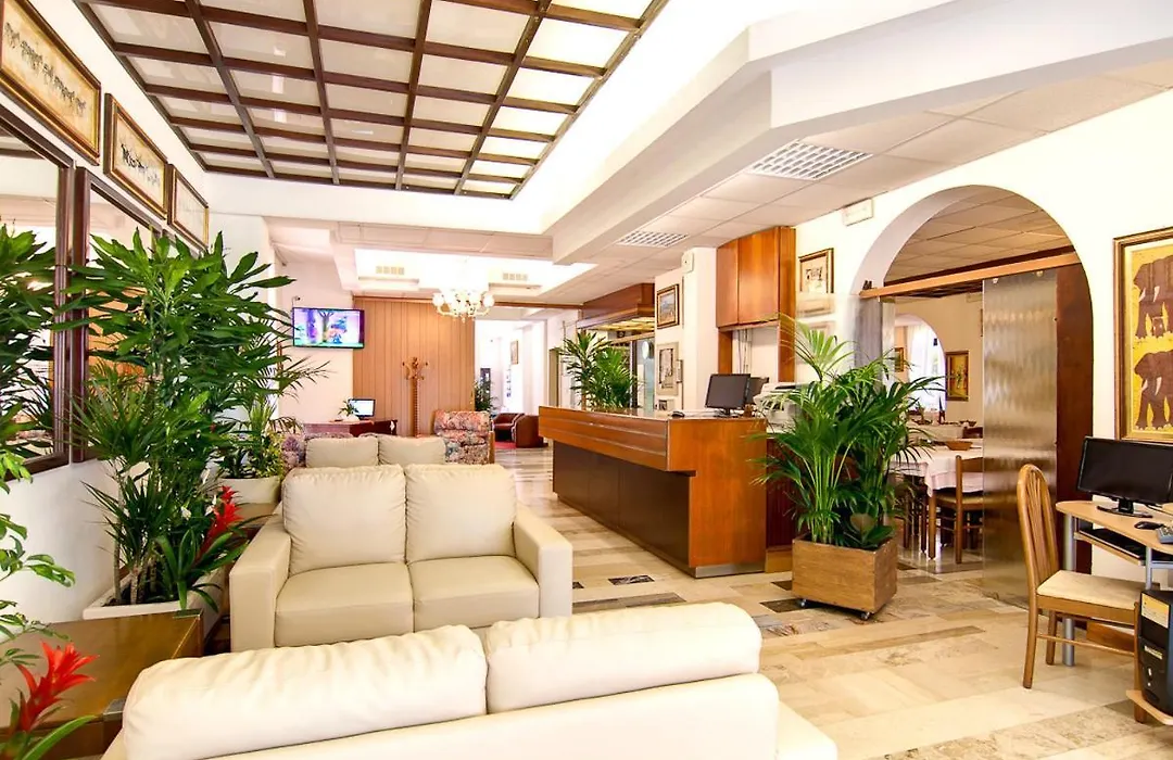 New Hotel-1