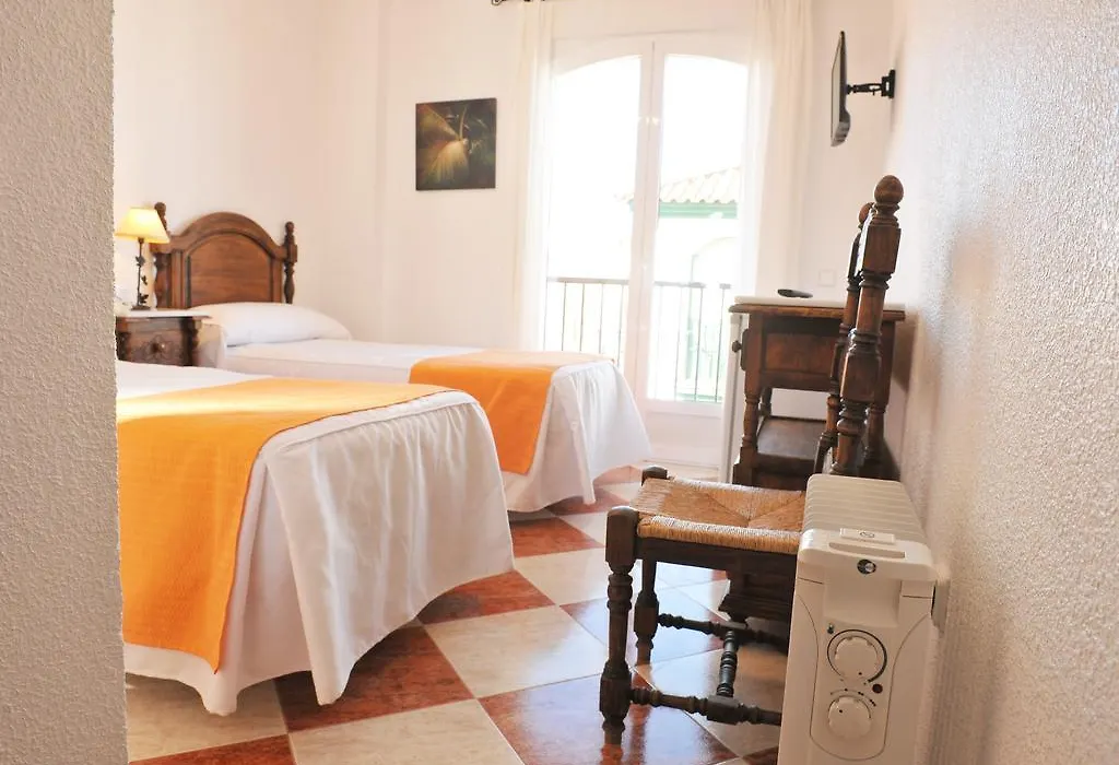 Hostal Puerto Lepe-1