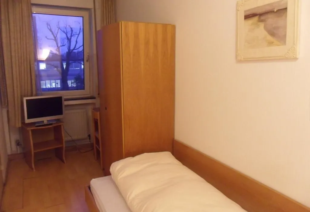 hotel funk-1