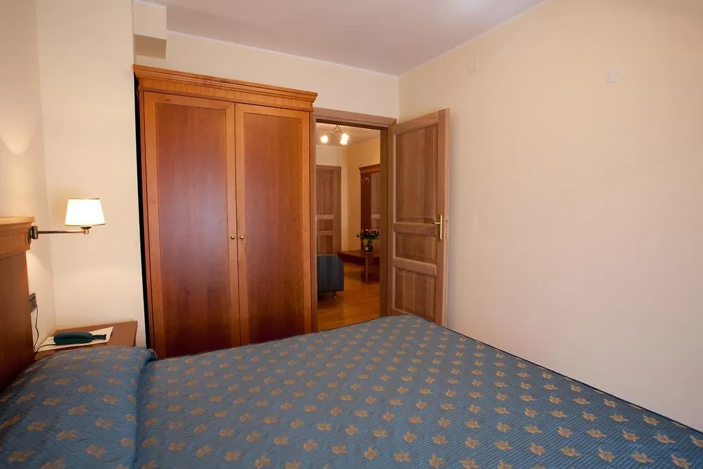Albergo Lo Scrigno-1