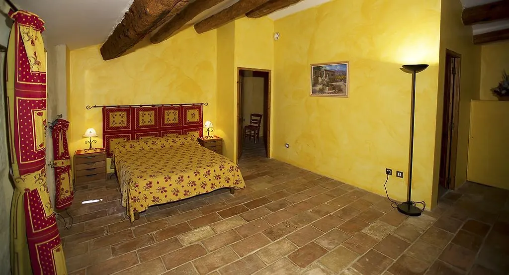 Maison d'Hôtes Lou Geneste-1