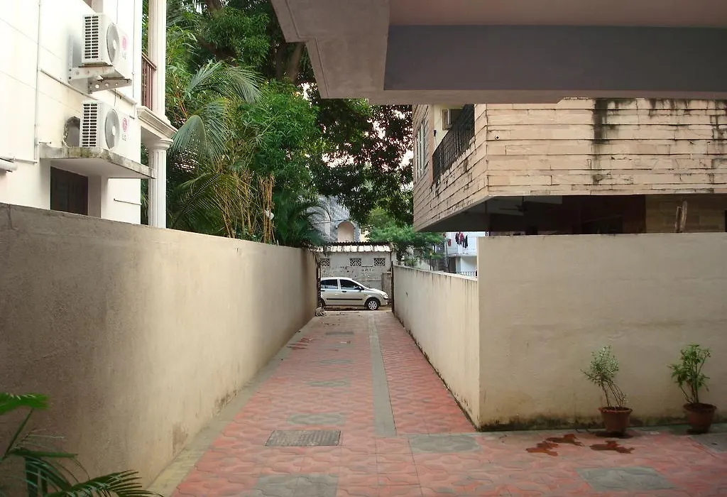 Lloyds Serviced Apartments,Krishna Street,T Nagar-1