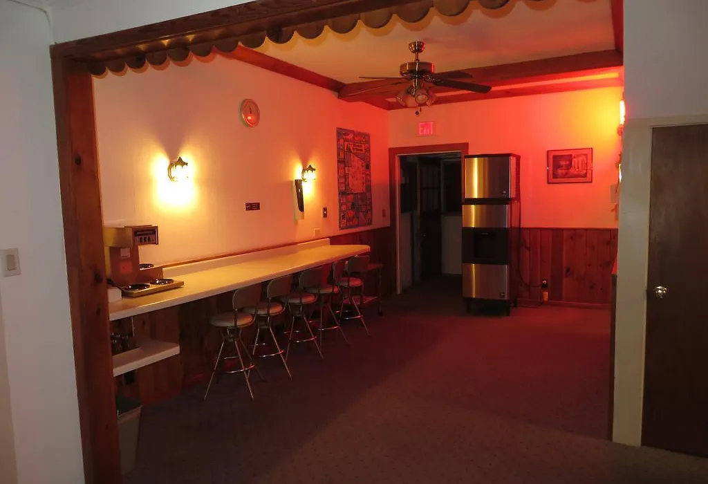 Travelers Inn Motel-1