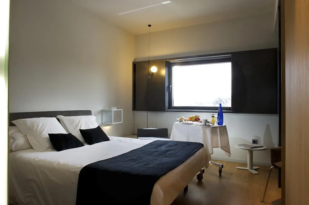 Blu Hotel Almansa-1
