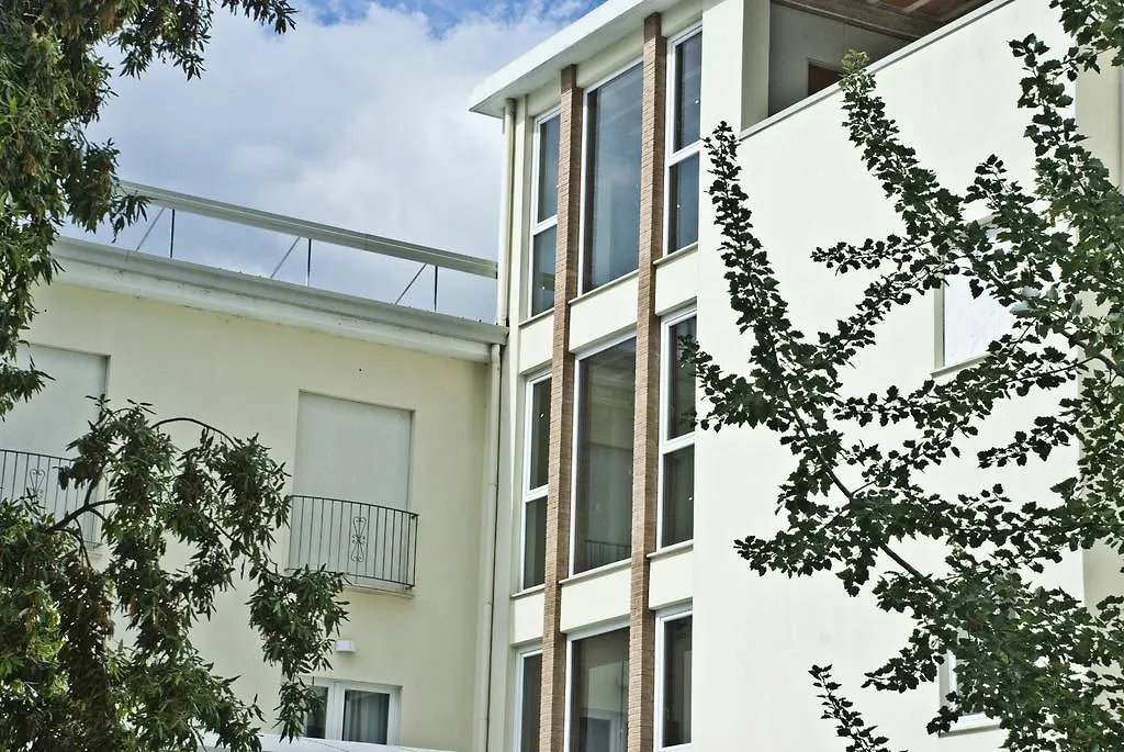 Hotel 4 Strade-1