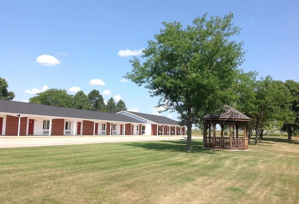 Crest Country Inn-1