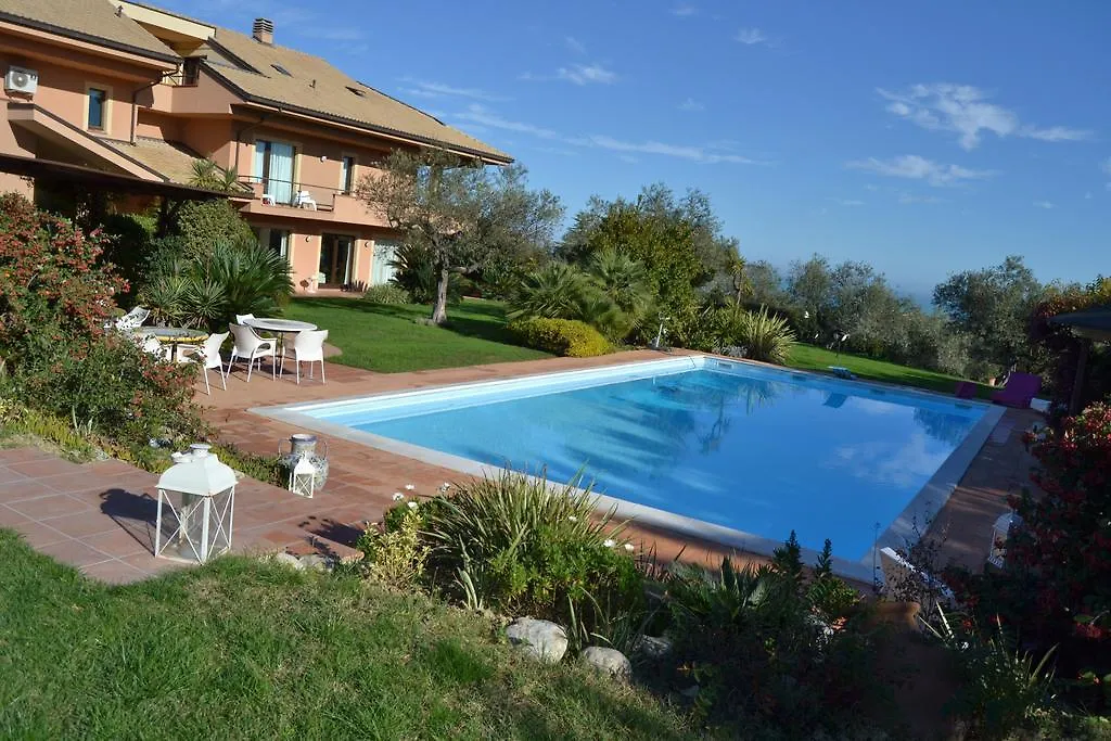Villa Zagara Luxury Bed And Breakfast-1