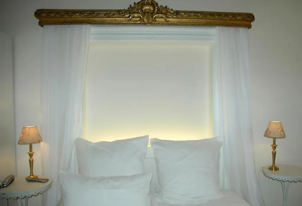 Hotel Goldenes Kreuz-1