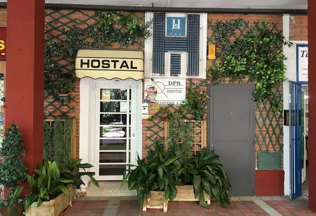 Hostal Tres Cantos-1