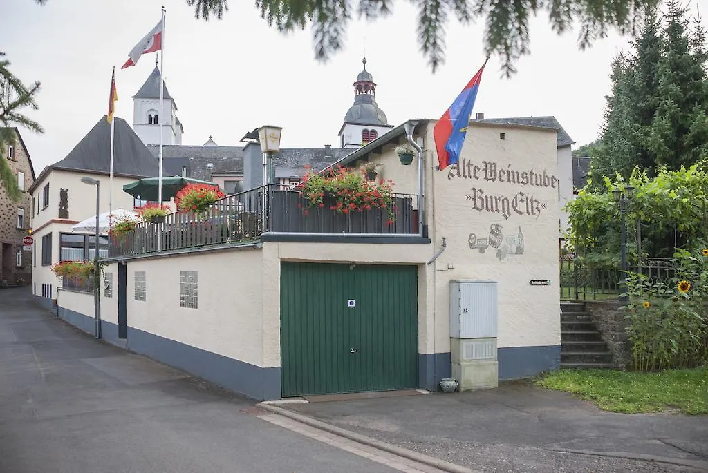 Alte Weinstube Burg Eltz-1