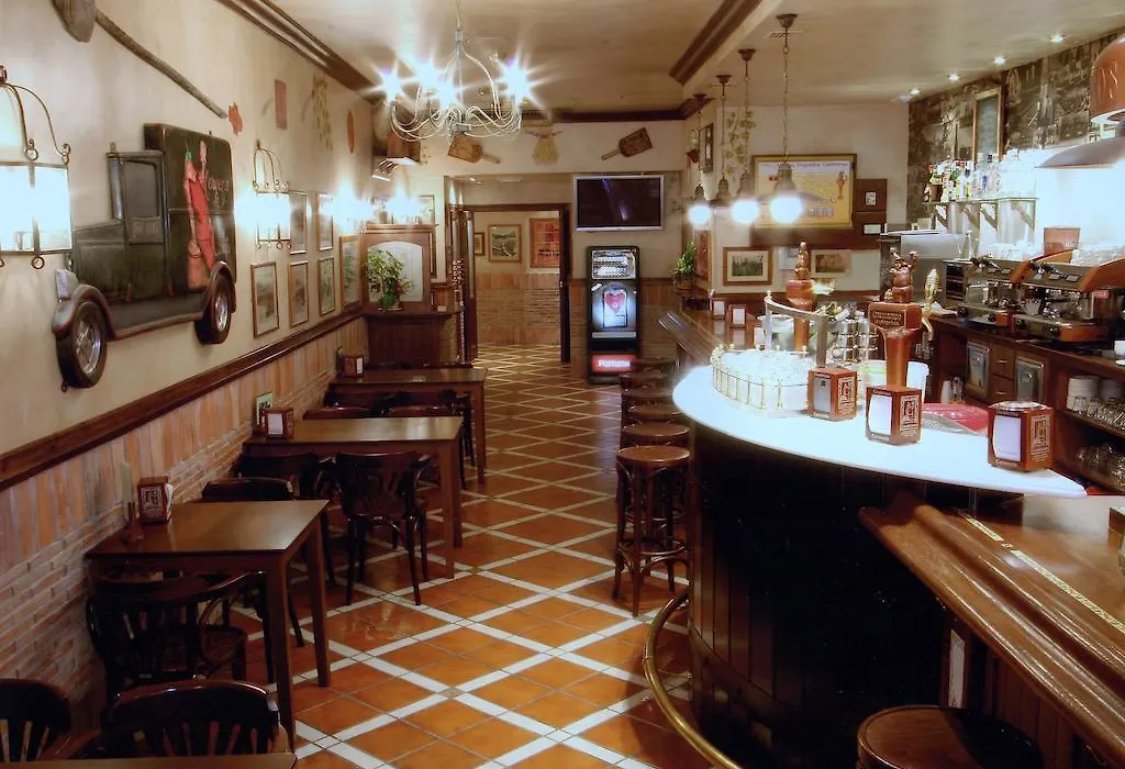Hostal El Jardín-1