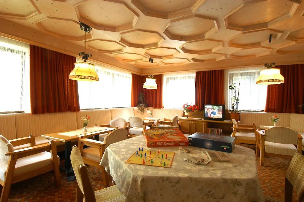 Hotel Alpenblick-1