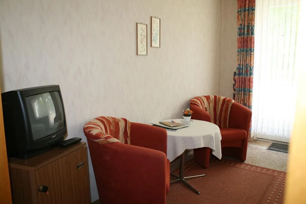 Hotel Haus Hellhohl Garni-1