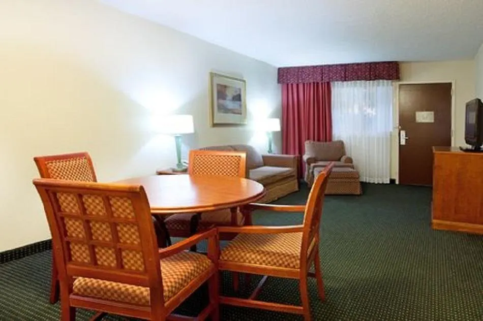 Ramada Inn Lafayette Conference Center-1