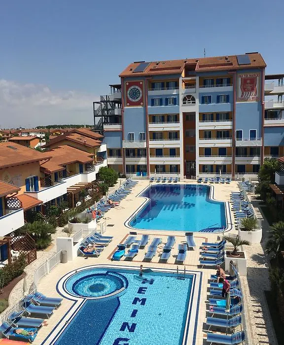 Villaggio Hemingway - Aparthotel-1