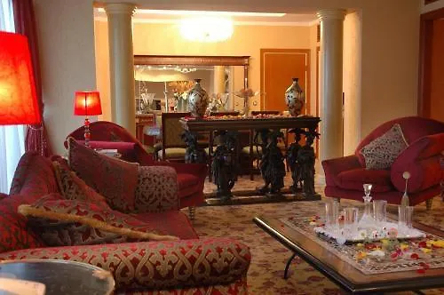 Hilton Alger-1