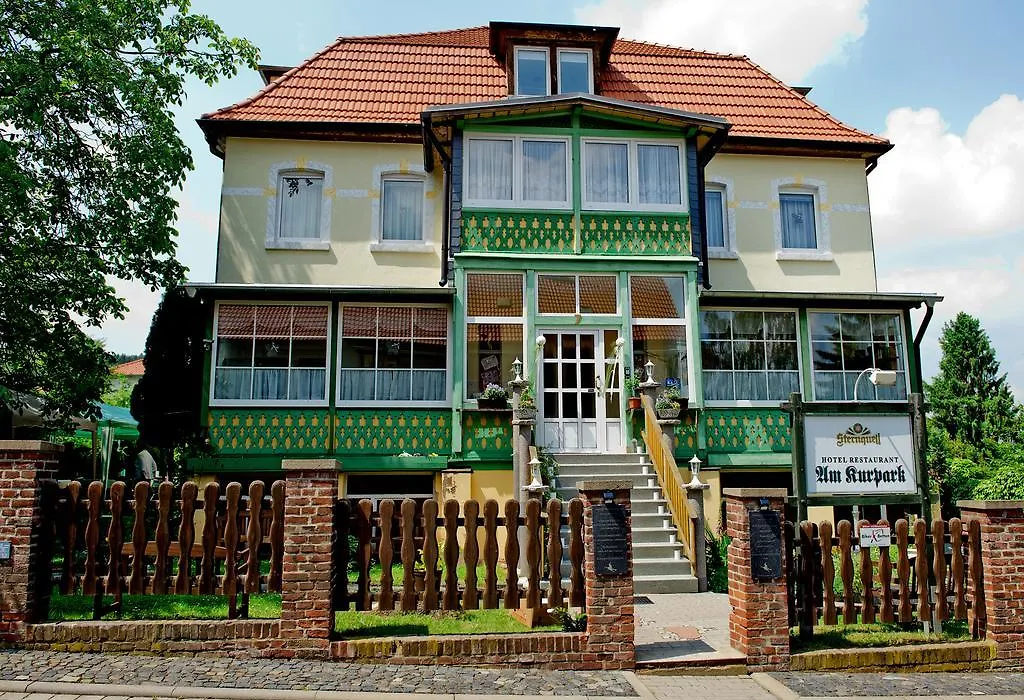Hotel Am Kurpark-1