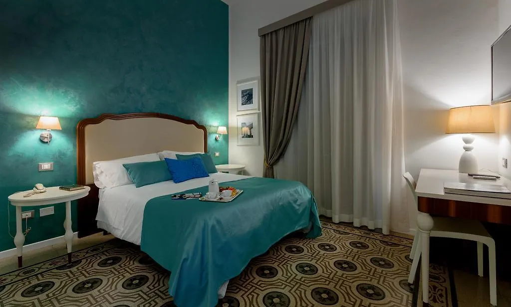 Hotel Moderno-1