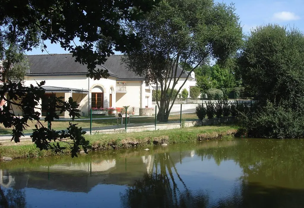 Le Petit Etang-1