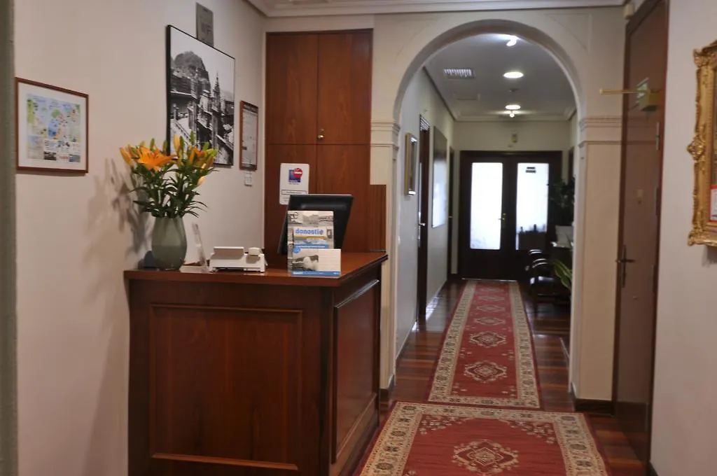 Pension Alameda-1