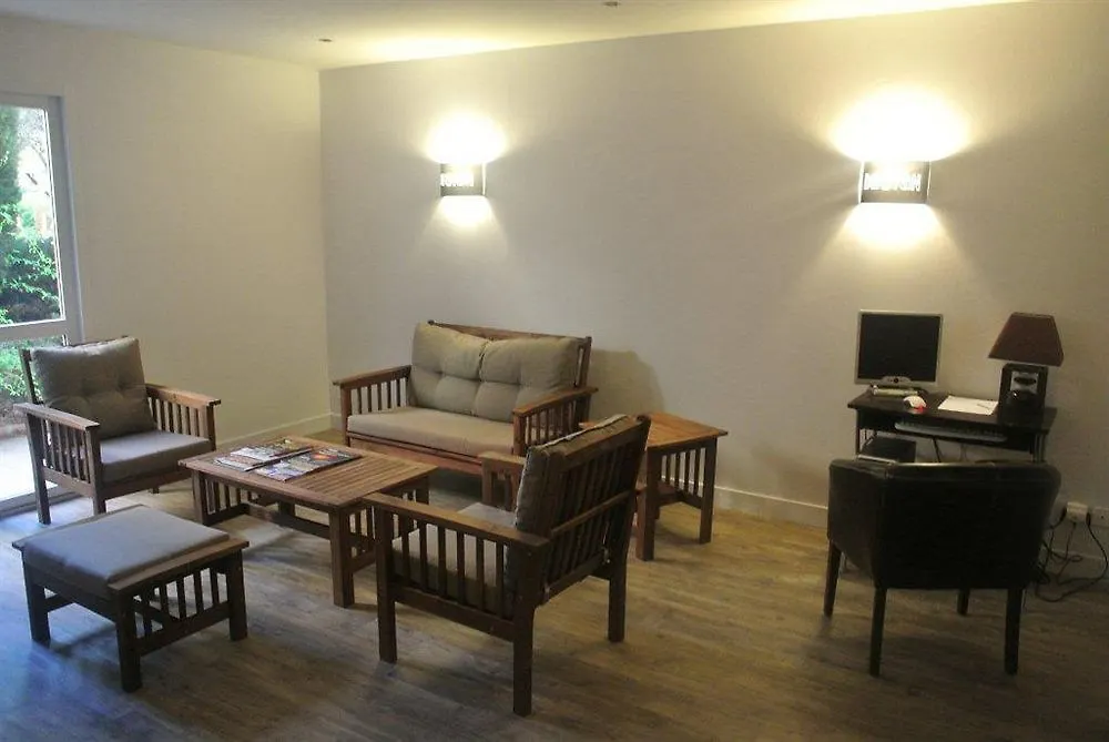 H Hotel-1