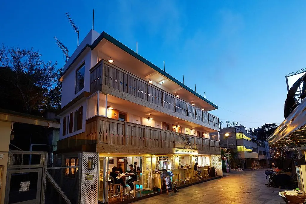 B & B Cheung Chau-1