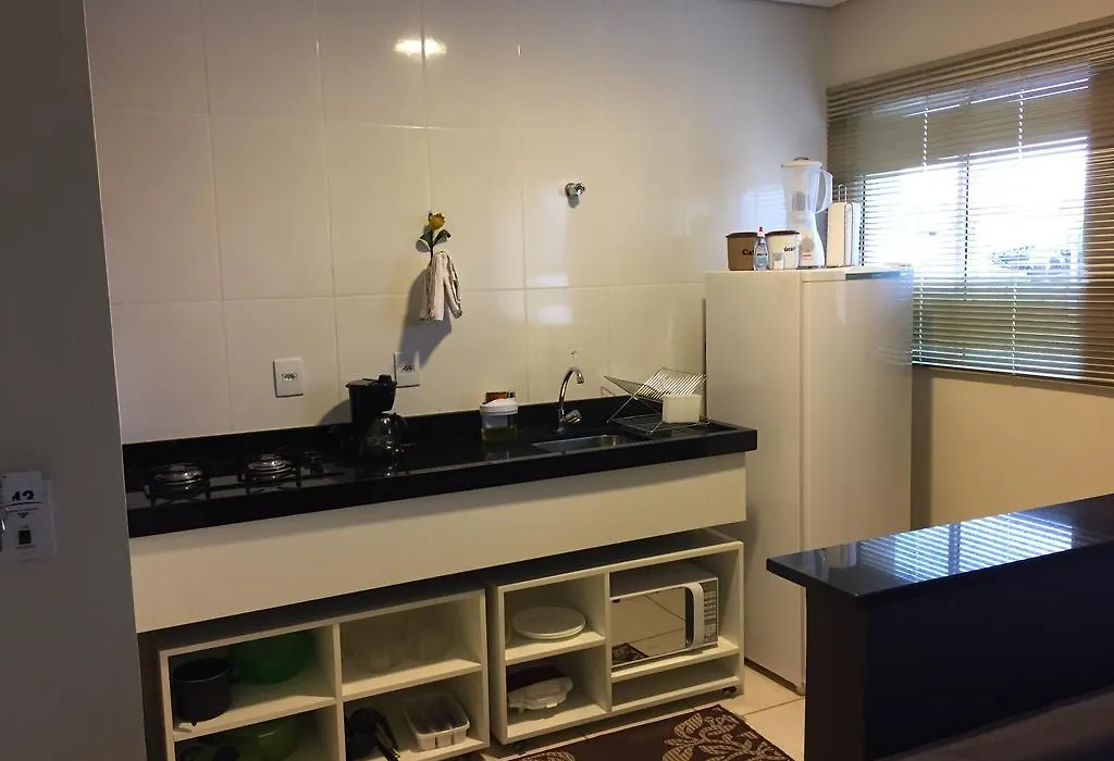 Flor Que Ri - Flats Mobiliados na Melhor Localização-1