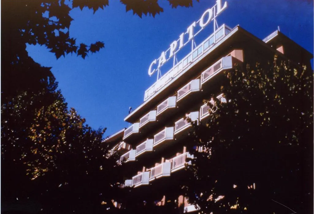 G. Hotel Capitol-1
