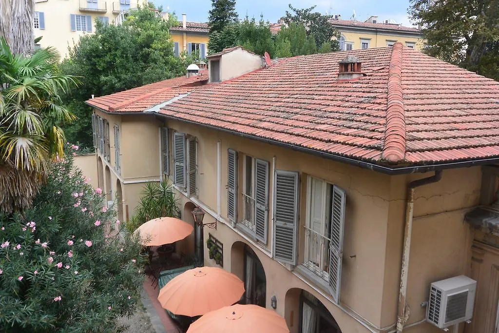Hotel Crocini-1