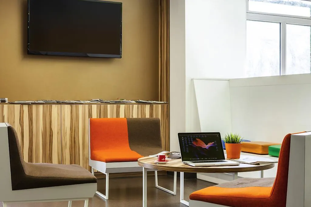 Ibis Styles Paris Saint Ouen-1