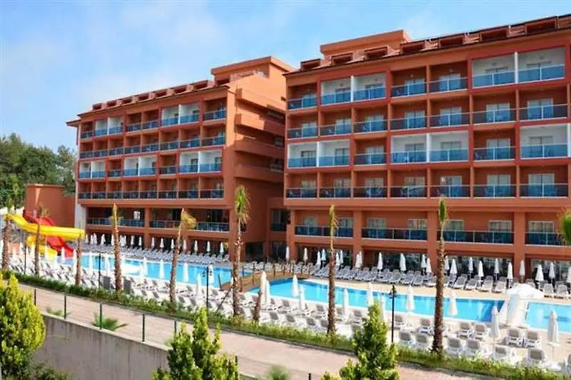 Club Side Coast Hotel-1