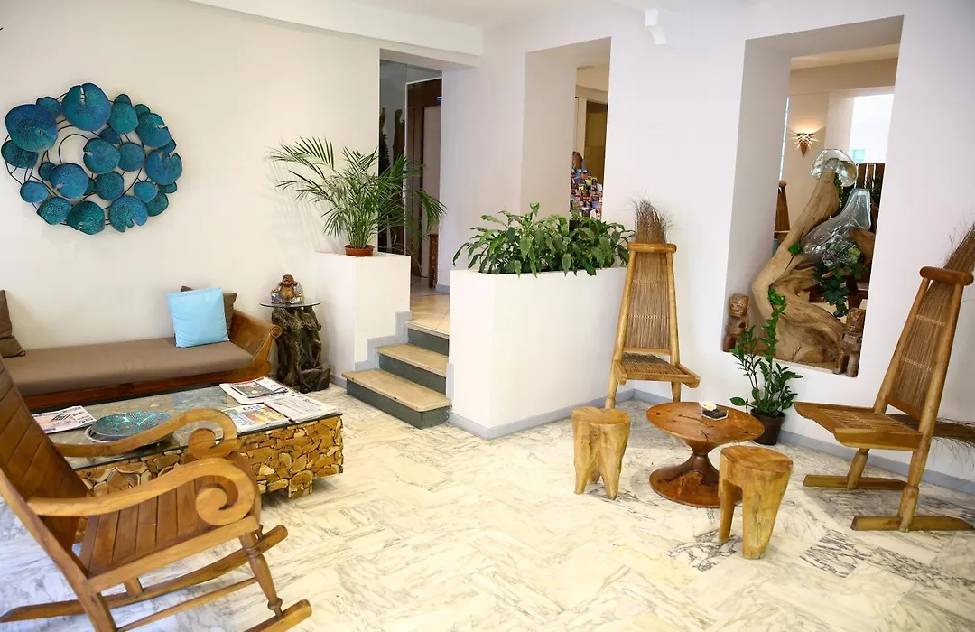 Hotel Esprit D'Azur-1