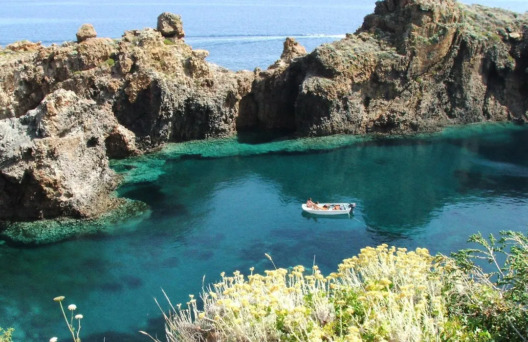 Eunymos Panarea-1