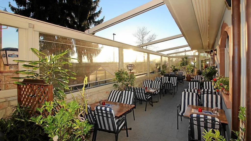 Hotel-Restaurant Axion-1