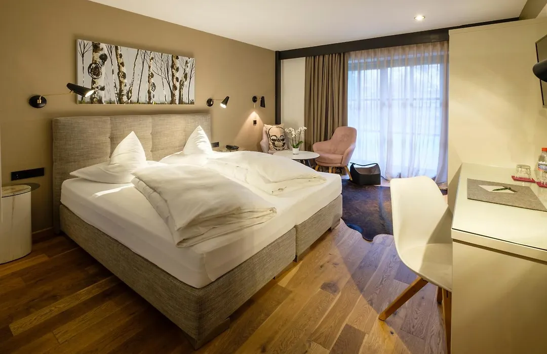 Boutique Hotel Gams-1