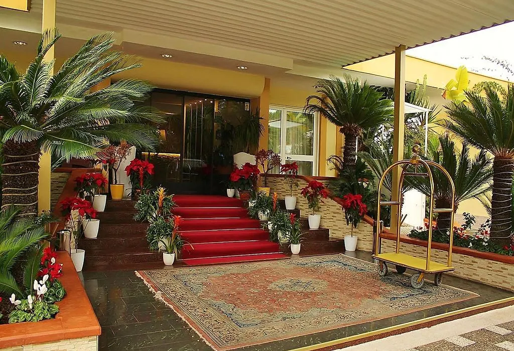 Resort Villa-1