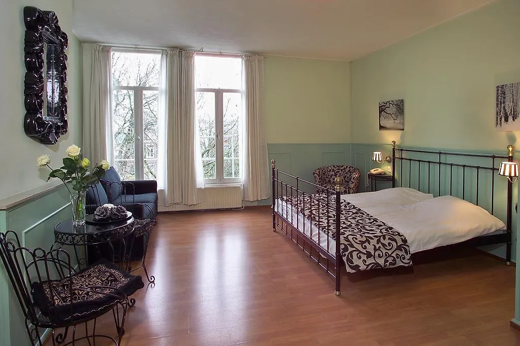 Hotel Rembrandt-1