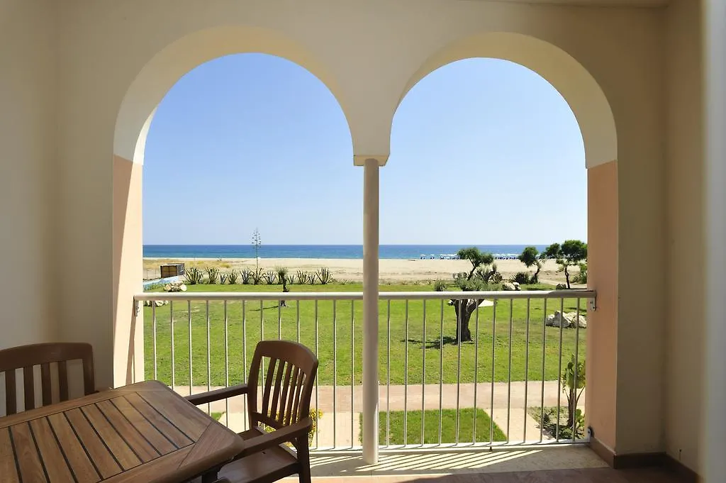 Santa Monica Resort-1