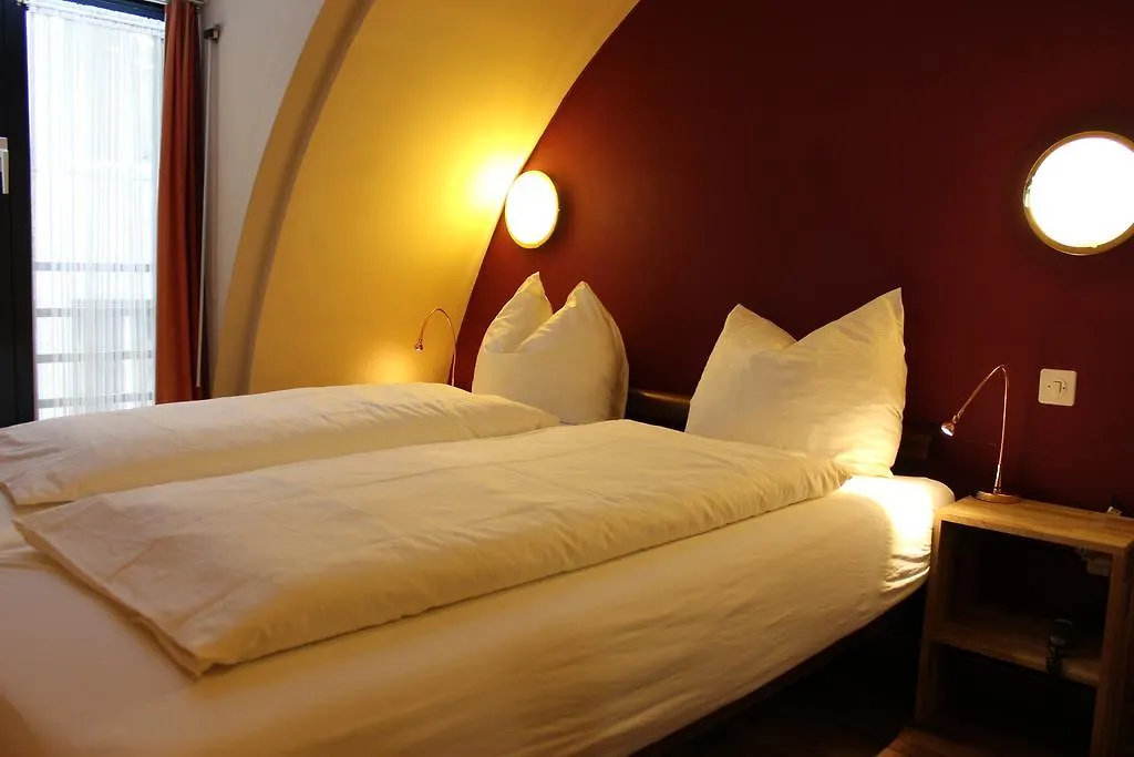 Hotel Falken-1
