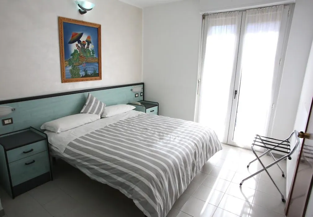 Hotel San Nazario-1