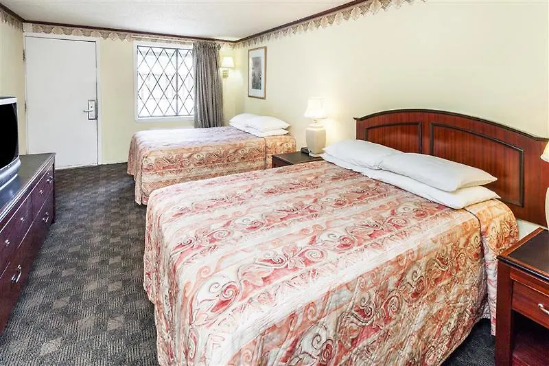 Kings Inn Michigan City-1