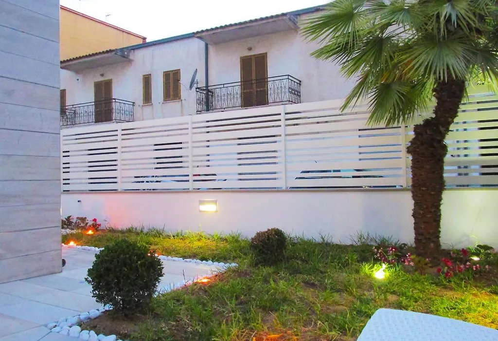 A due passi dal mare-1