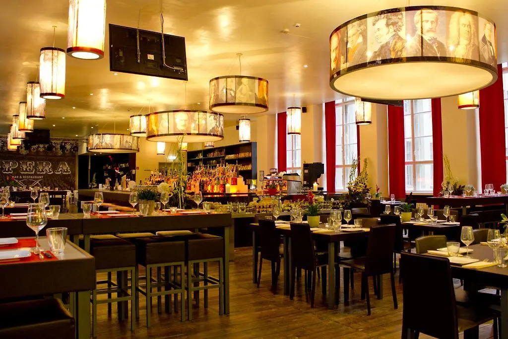 Plus Berlin Hostel Und Hotel-1