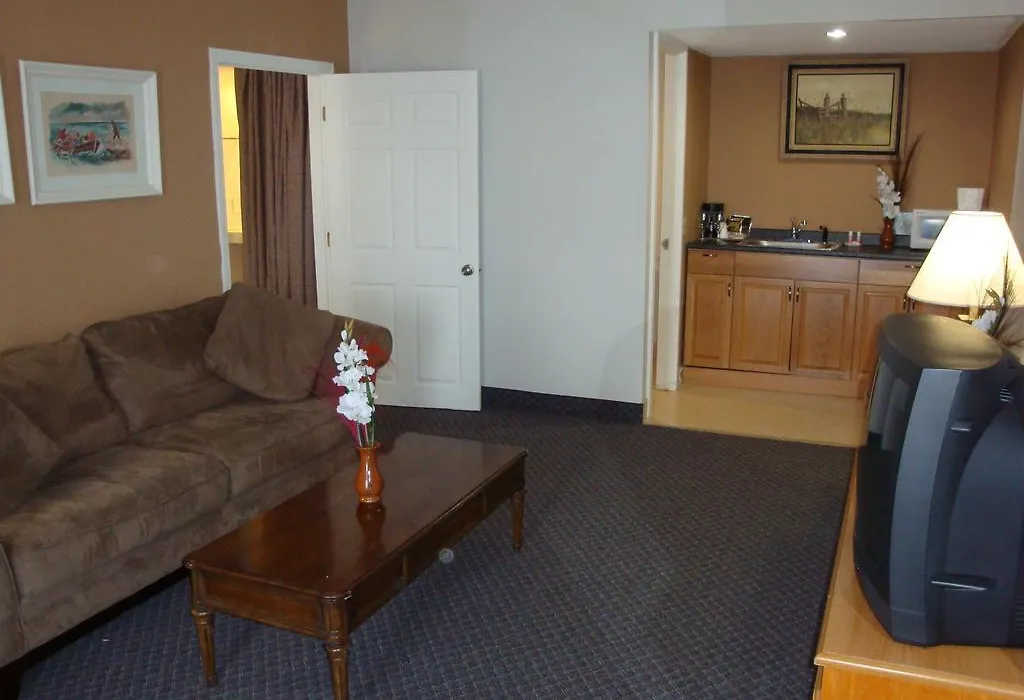 Bradford Inn And Suites-1