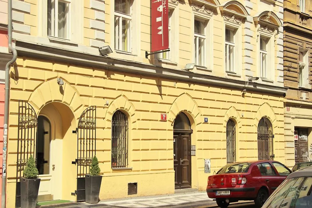 City Lounge Hotel-1